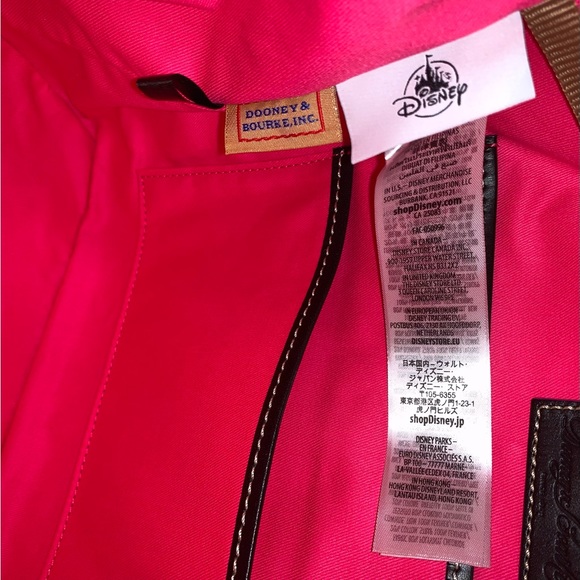 Disney “The Rescuers” Dooney & Bourke Drawstring Bucket Shoulder Bag-NWT - Picture 9 of 11